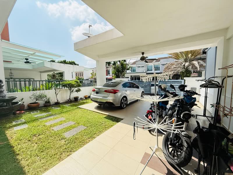 Rumah Teres 2 Tingkat untuk Dijual di Nilai (Negeri Sembilan) - Rosniza Tanidi - Exterior - PropertyGuru.com.my