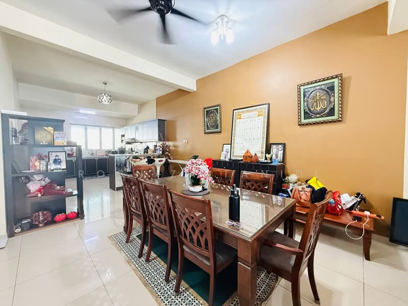 Rumah Teres 2 Tingkat untuk Dijual di Nilai (Negeri Sembilan) - Rosniza Tanidi - Dining Room - PropertyGuru.com.my