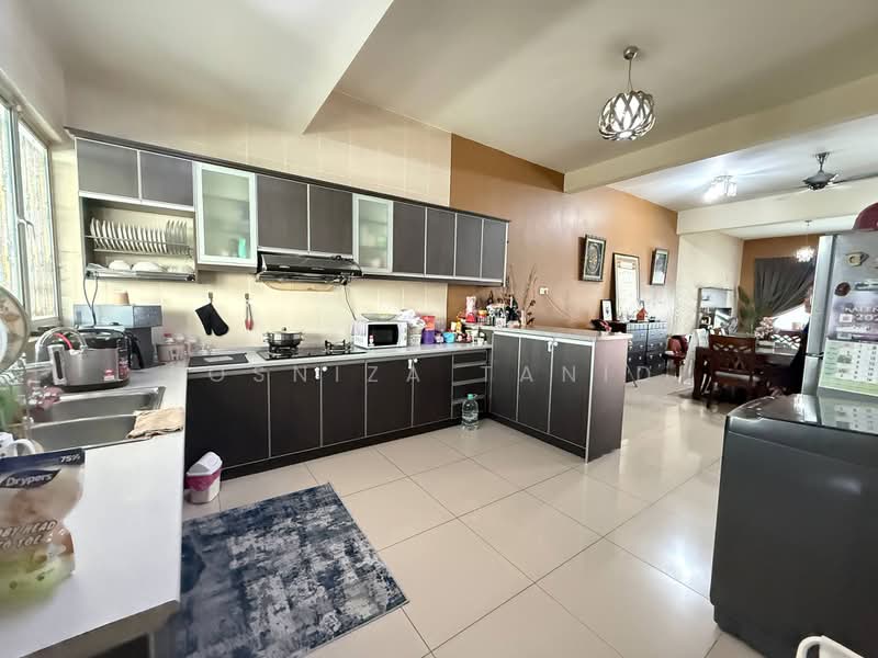 Rumah Teres 2 Tingkat untuk Dijual di Nilai (Negeri Sembilan) - Rosniza Tanidi - Kitchen - PropertyGuru.com.my