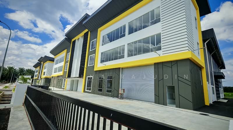 Warehouse for Sale in Telok Panglima Garang (Selangor) - Zuraina Rajudin - Exterior - PropertyGuru.com.my
