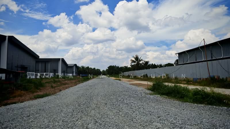Warehouse for Sale in Telok Panglima Garang (Selangor) - Zuraina Rajudin - Exterior - PropertyGuru.com.my