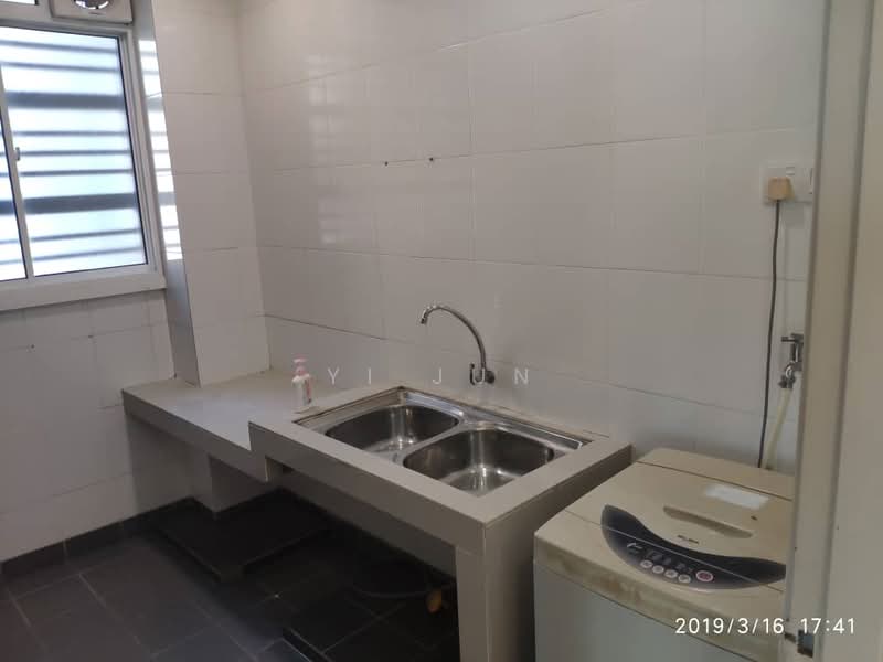 Condominium for Rent at Zefer Hill Residence - Yi Jun - Kitchen - PropertyGuru.com.my
