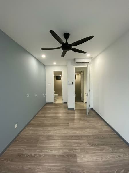 Kondominium untuk Dijual di United Point (Residensi Berpadu) - Sammi Siah - Master Bed Room - PropertyGuru.com.my