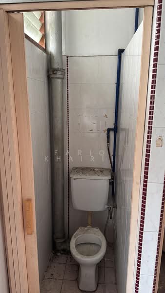 Rumah Flat untuk Dijual di Taman Terubong Jaya - Fariq Khairil - Bathroom - PropertyGuru.com.my