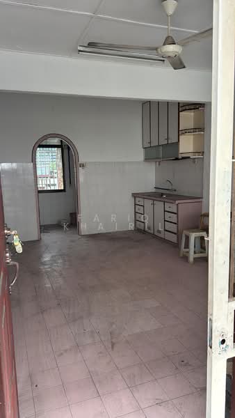 Rumah Flat untuk Dijual di Taman Terubong Jaya - Fariq Khairil - Kitchen - PropertyGuru.com.my