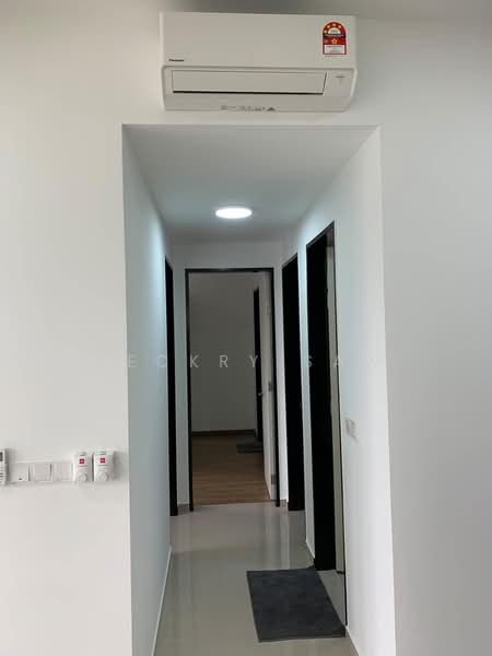 Servis Apartment untuk Disewa di 2Rio Residence @ Bandar Puteri Puchong - Zeckry Saw - Corridor - PropertyGuru.com.my