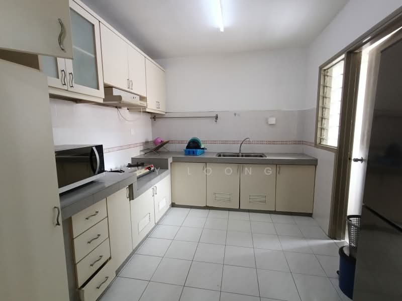 Kondominium untuk Disewa di Pantai Hillpark 2 - Sky Loong - Kitchen - PropertyGuru.com.my