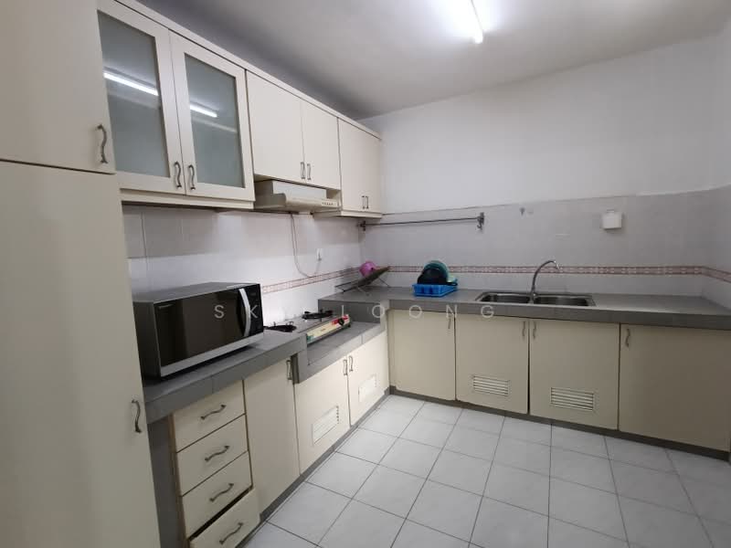 Kondominium untuk Disewa di Pantai Hillpark 2 - Sky Loong - Kitchen - PropertyGuru.com.my
