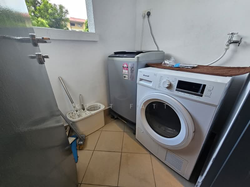 Condominium for Rent at One Cochrane Residence - Kent Fatt - Balcony - PropertyGuru.com.my