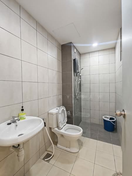 Service Residence for Rent at MIRA at Shorea Park - Zeckry Saw - Bathroom - PropertyGuru.com.my