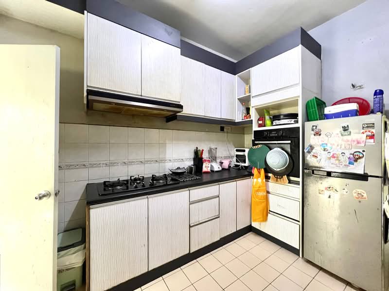 Rumah Teres 2 Tingkat untuk Dijual di Subang Bestari (Shah Alam) - Reena Sarif - Kitchen - PropertyGuru.com.my