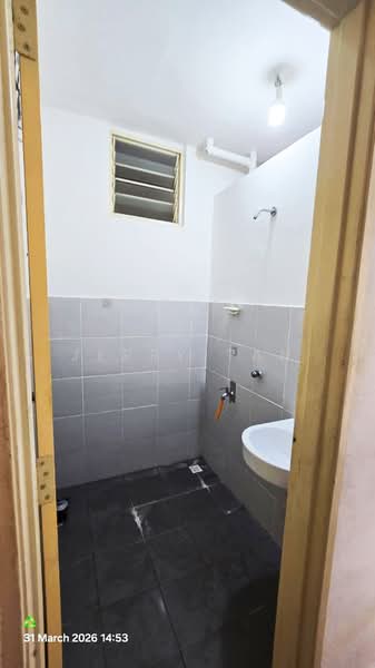 Apartment for Rent at Idaman Selasih - Jerry Tan - Bathroom - PropertyGuru.com.my