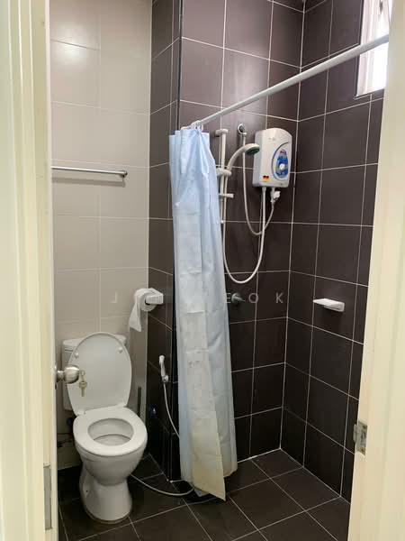 Pangsapuri untuk Dijual di Horizon Residence (Dwi Mutiara) - Jin Teok - Bathroom - PropertyGuru.com.my