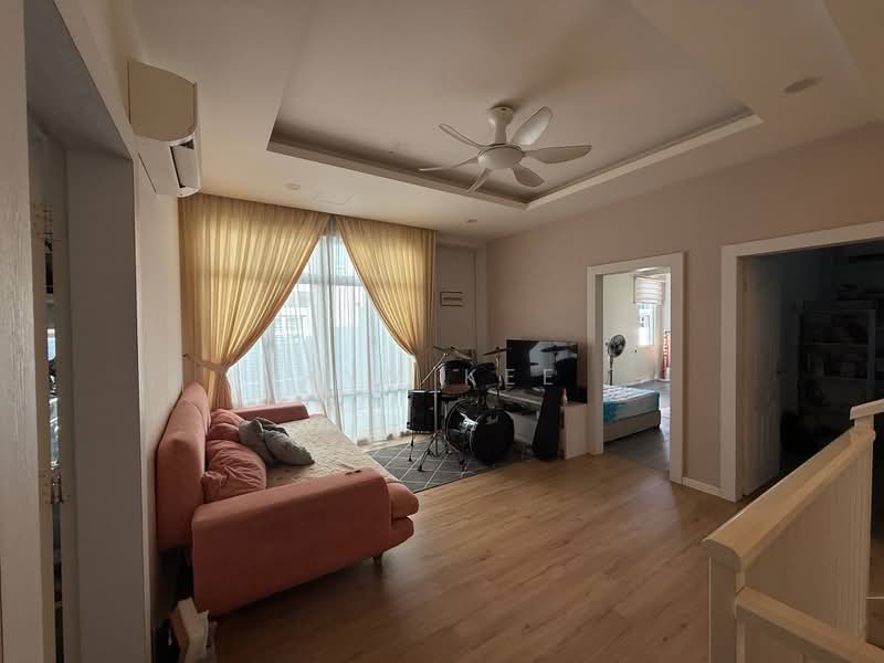 Rumah Kluster untuk Dijual di Taman Nusa Sentral (Iskandar Puteri (Nusajaya)) - Kym Kee - Living Room - PropertyGuru.com.my