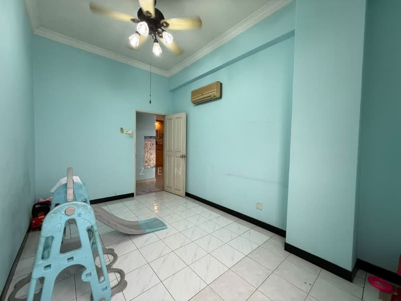 Kondominium untuk Dijual di Putra Indah Condominium - Zen Lim - Interior - PropertyGuru.com.my