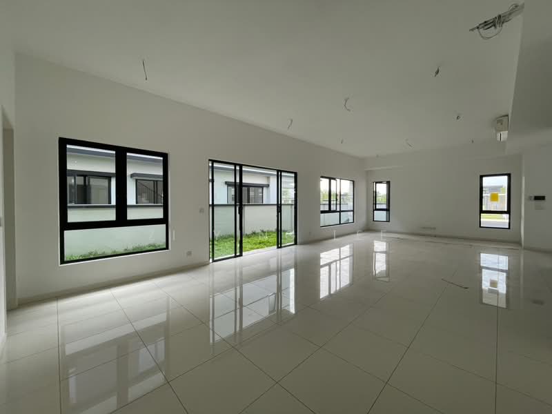 Rumah Berkembar untuk Dijual di Bandar Tropicana Aman (Telok Panglima Garang) - Zi Ying Lee - PropertyGuru.com.my