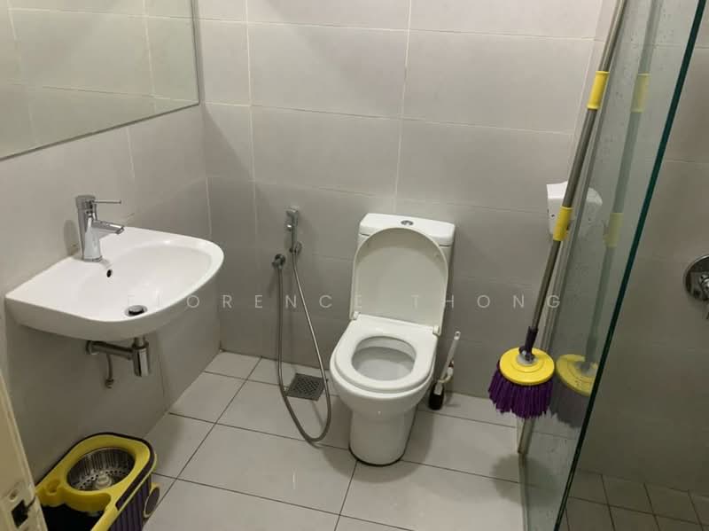 Kondominium untuk Dijual di PARC Regency (Residensi Masai) - Florence Thong - Bathroom - PropertyGuru.com.my