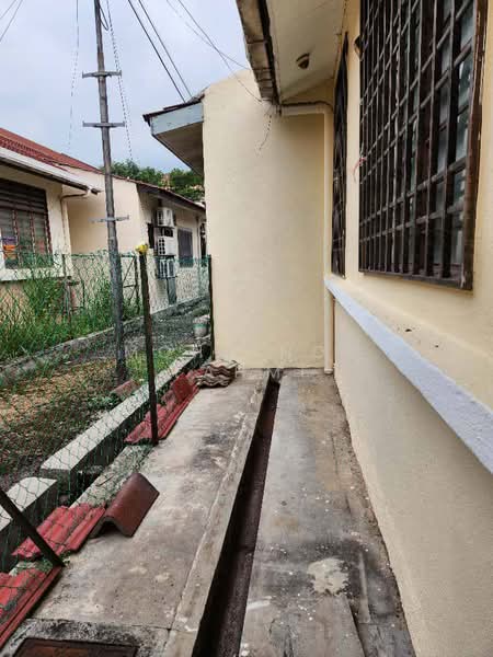 Rumah Teres untuk Dijual di Taman Dato Demang (Seri Kembangan) - Mohd Nor Fahmi - Exterior - PropertyGuru.com.my