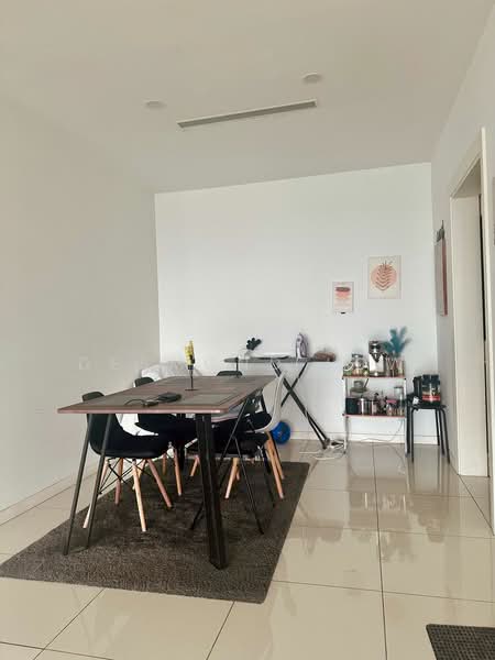 Servis Apartment untuk Disewa di M City - Desmond Low - Dining Room - PropertyGuru.com.my
