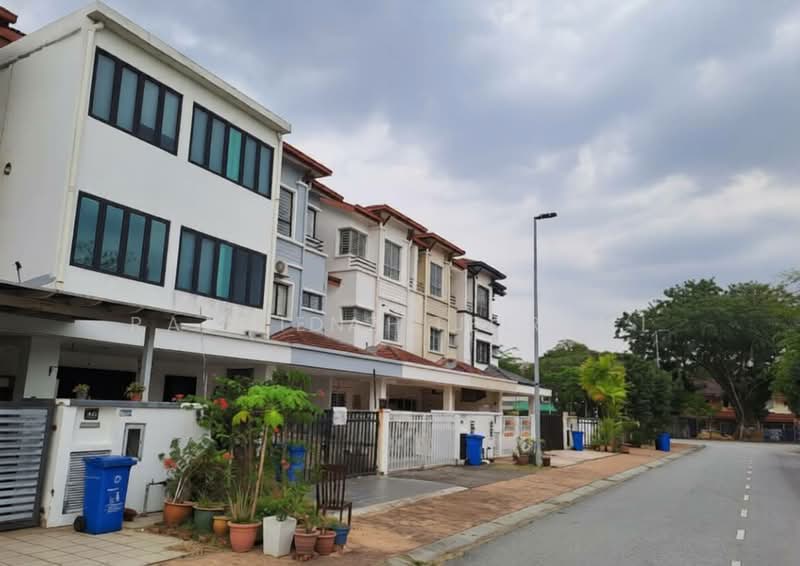 Rumah Teres 2 Tingkat untuk Dijual di Pesona Kemuning (Shah Alam) - Lenz Tee - Exterior - PropertyGuru.com.my