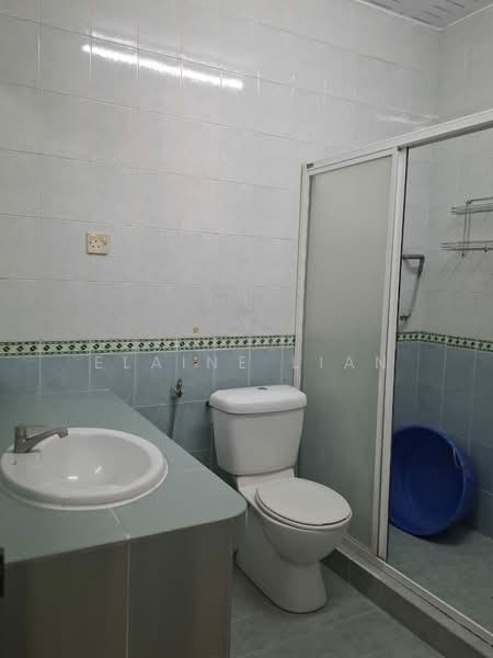 2-storey Terraced House for Rent in Taman Selayang Jaya (Selayang) - Elaine Lian - Bathroom - PropertyGuru.com.my
