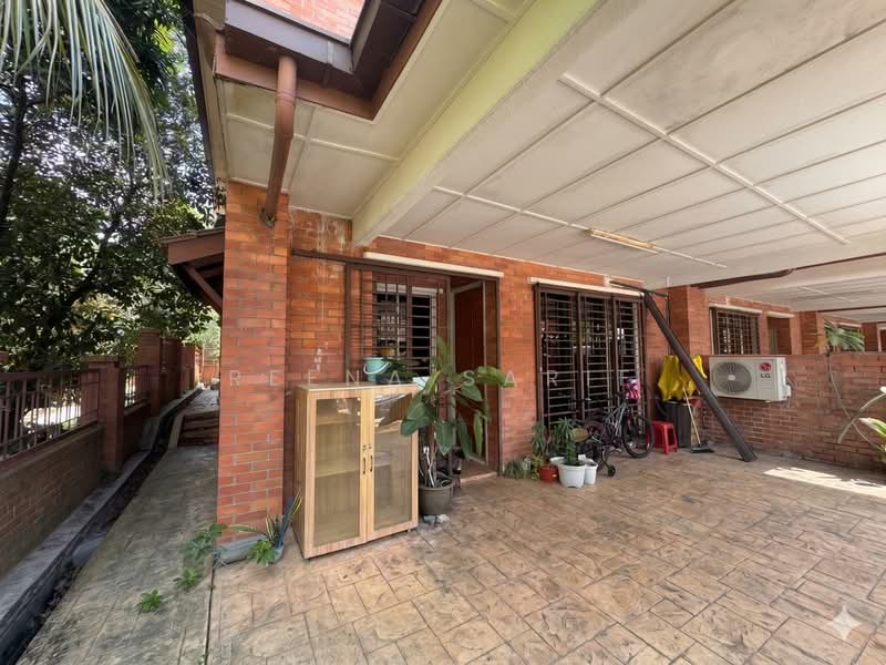 Rumah Teres 2 Tingkat untuk Dijual di Alam Budiman (Shah Alam) - Reena Sarif - Exterior - PropertyGuru.com.my