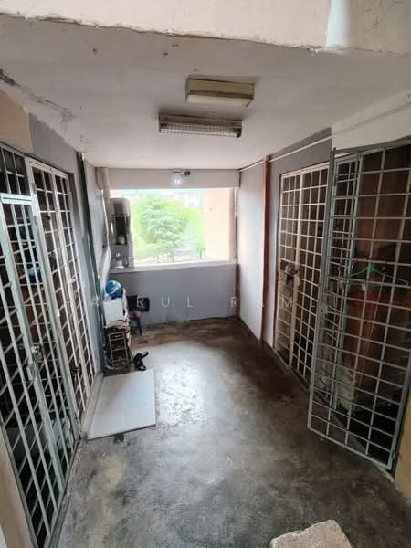 Flat for Sale at Pangsapuri Sri Meranti - Hairul Ramli - Balcony - PropertyGuru.com.my