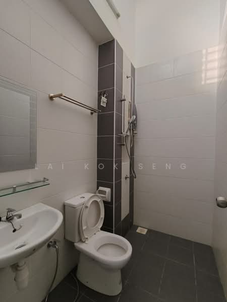 Rumah Teres untuk Dijual di Masai (Johor) - Lai Kok Seng - Bathroom - PropertyGuru.com.my