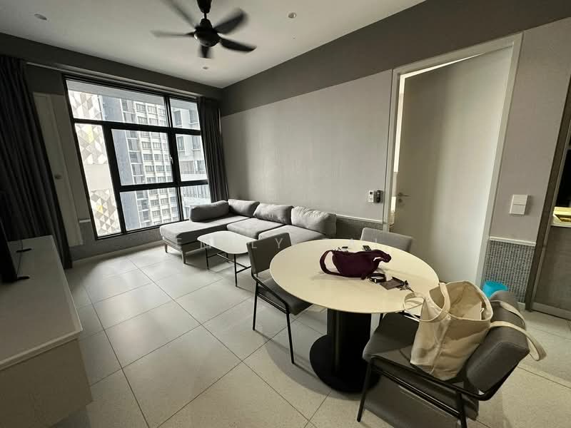 Servis Apartment untuk Disewa di Millerz Square Serviced Residence - Emily Tai - Living Room - PropertyGuru.com.my