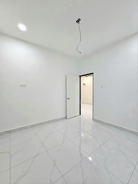 1-storey Terraced House for Sale in Taman Johor Jaya (Johor Bahru) - Han Yong Ang - Interior - PropertyGuru.com.my