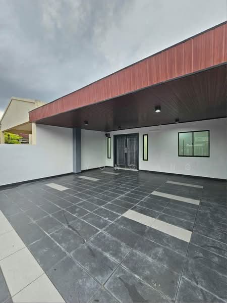 1-storey Terraced House for Sale in Taman Johor Jaya (Johor Bahru) - Han Yong Ang - Exterior - PropertyGuru.com.my