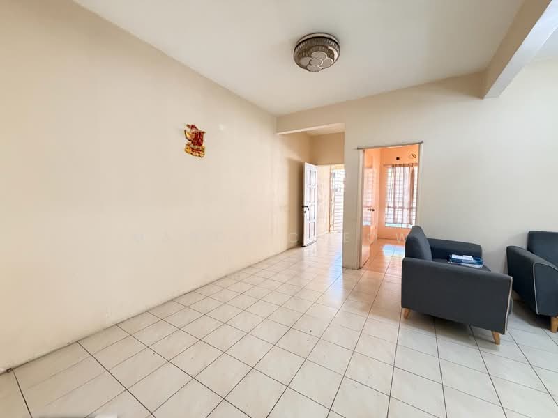 Townhouse for Sale in Desa Mutiara (Rawang) - Mandy Cheow - Living Room - PropertyGuru.com.my