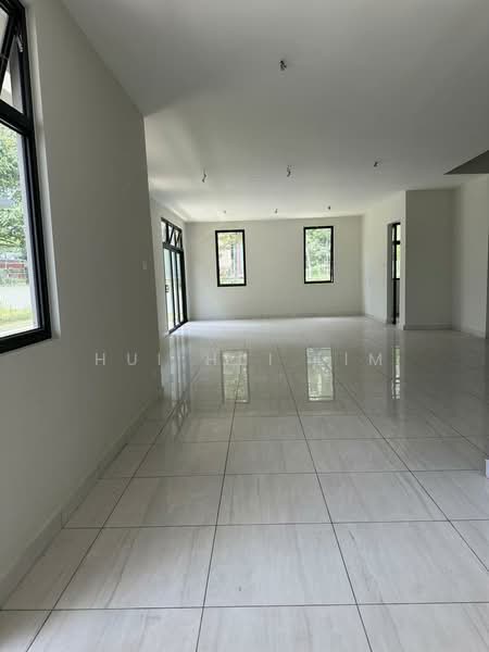Rumah Banglo untuk Dijual di Johor Bahru (Johor) - Hui Hui Lim - Living Room - PropertyGuru.com.my