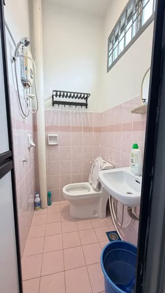 Rumah Teres 1 Tingkat untuk Disewa di Taman Nusa Bestari 2 (Iskandar Puteri (Nusajaya)) - Kavin Tan - Bathroom - PropertyGuru.com.my
