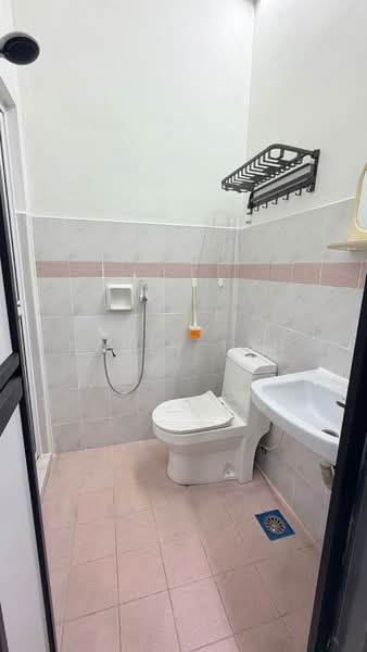 Rumah Teres 1 Tingkat untuk Disewa di Taman Nusa Bestari 2 (Iskandar Puteri (Nusajaya)) - Kavin Tan - Bathroom - PropertyGuru.com.my