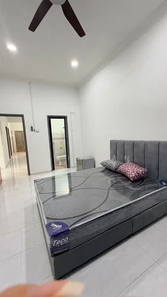 Rumah Teres 1 Tingkat untuk Disewa di Taman Nusa Bestari 2 (Iskandar Puteri (Nusajaya)) - Kavin Tan - Bedroom - PropertyGuru.com.my