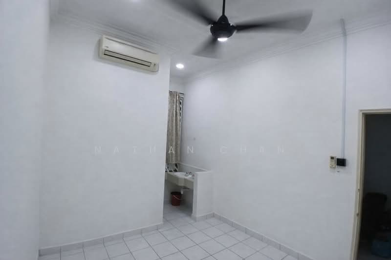 1-storey Terraced House for Sale in Taman Molek (Johor Bahru) - Nathan Chan - PropertyGuru.com.my