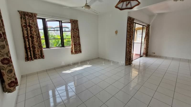 Rumah Bandar untuk Dijual di Jalan Klang Lama (Old Klang Road) (Kuala Lumpur) - Alex Lew - Living Room - PropertyGuru.com.my