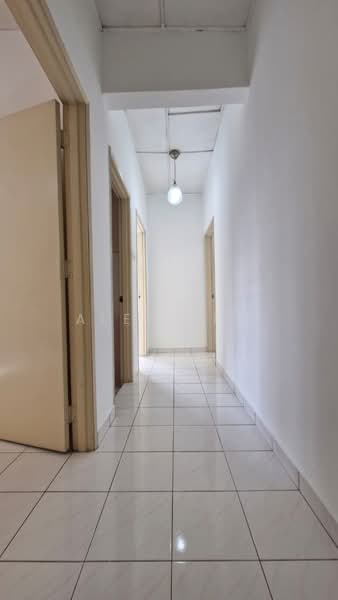 Rumah Bandar untuk Dijual di Jalan Klang Lama (Old Klang Road) (Kuala Lumpur) - Alex Lew - Corridor - PropertyGuru.com.my