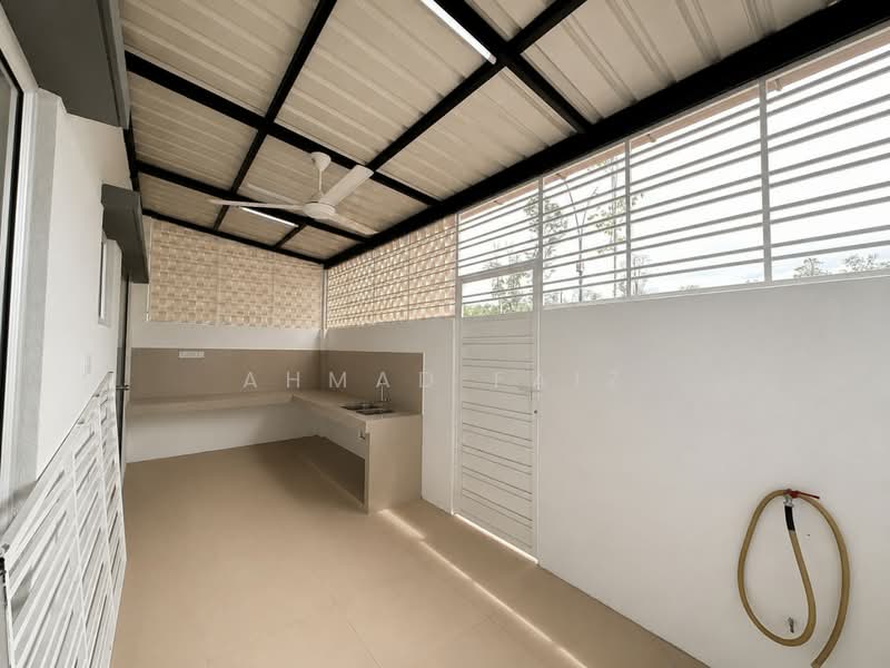Rumah Teres 2 Tingkat untuk Disewa di Dengkil (Selangor) - Ahmad Faiz - Exterior - PropertyGuru.com.my