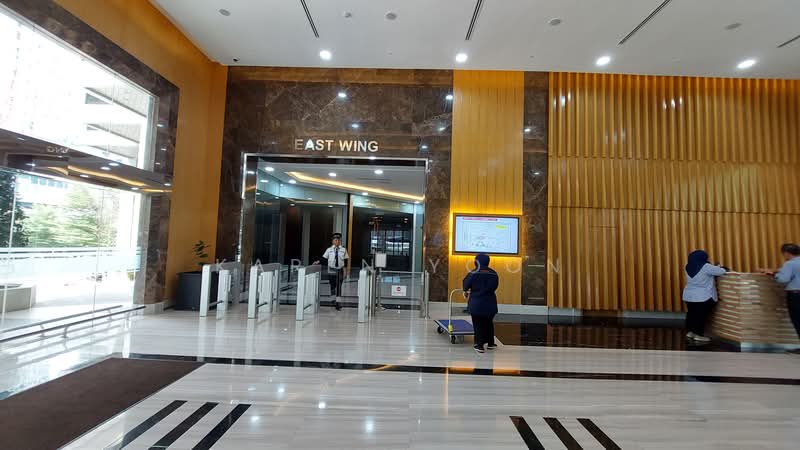 Pejabat untuk Disewa di SS16 (Subang Jaya) - Karen Yoon - Entrance - PropertyGuru.com.my