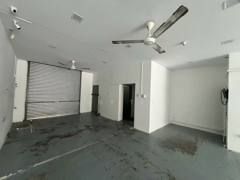 Shop for Rent in Taman Dato Onn (Johor Bahru) - Jesy Tey - Interior - PropertyGuru.com.my