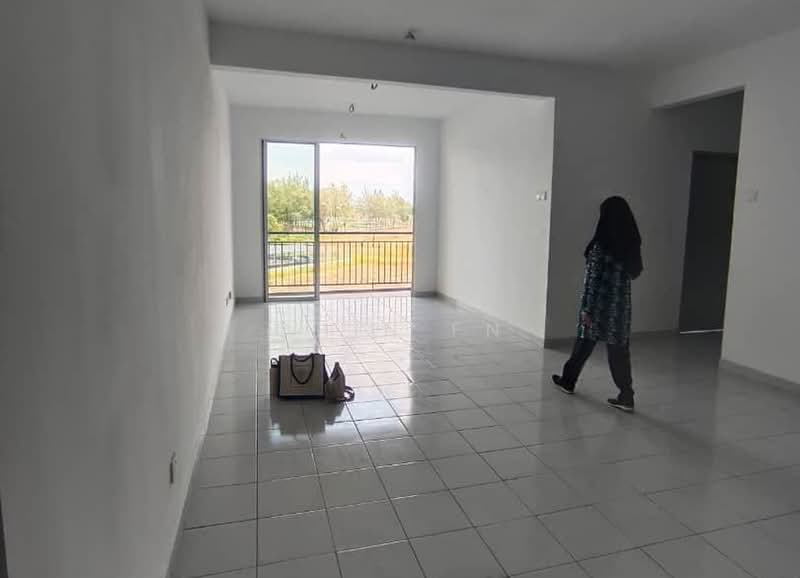 Apartment for Sale at Seri Serindit Residence - CHIN FN - Living Room - PropertyGuru.com.my