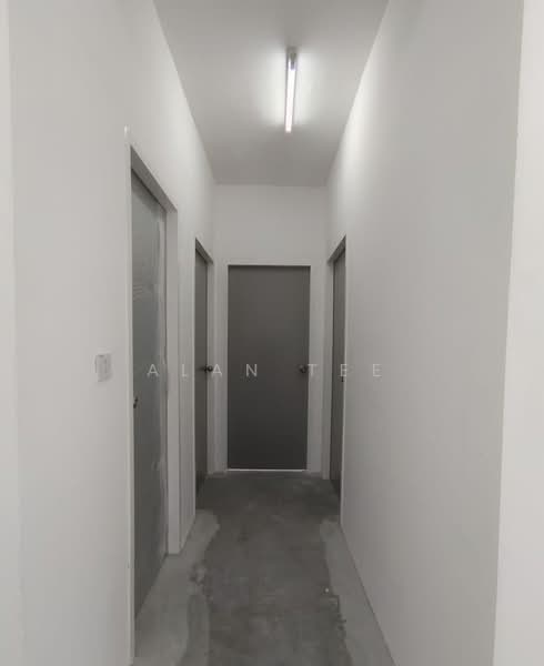 Pangsapuri untuk Dijual di Flora Damai - Alan Tee - Corridor - PropertyGuru.com.my
