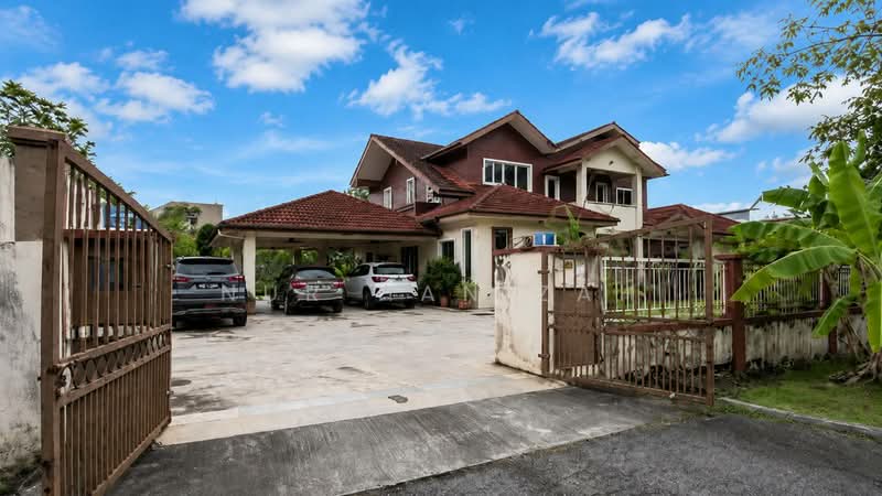 Rumah Banglo untuk Dijual di Seksyen U10 (Shah Alam) - Nur Hanizah - Exterior - PropertyGuru.com.my