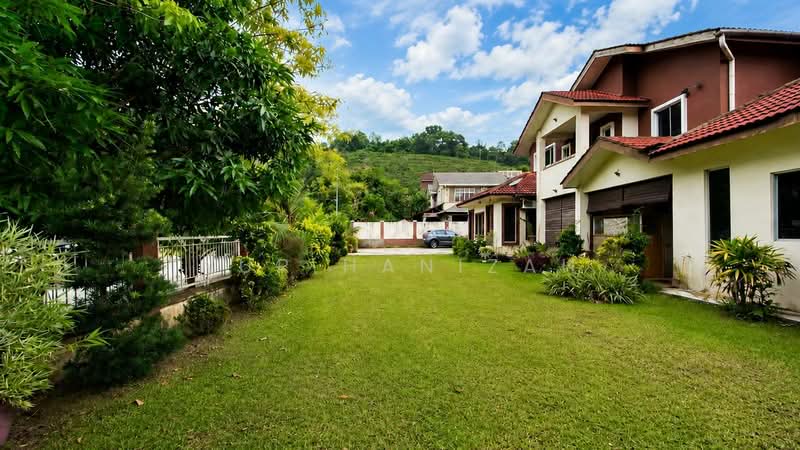 Rumah Banglo untuk Dijual di Seksyen U10 (Shah Alam) - Nur Hanizah - Exterior - PropertyGuru.com.my