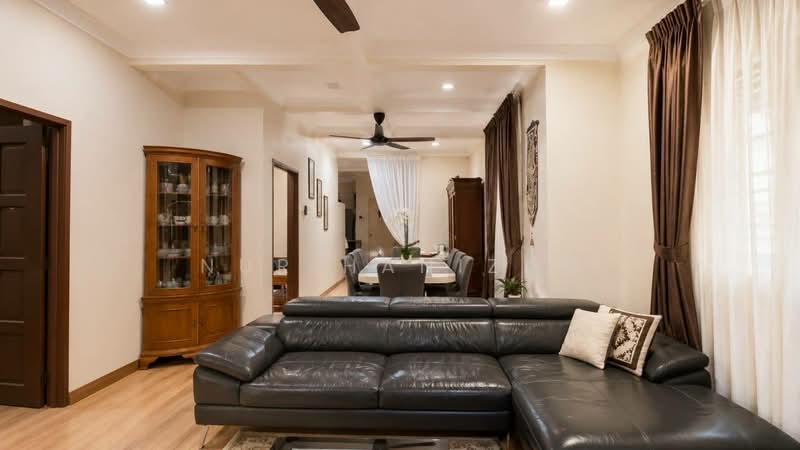 Rumah Banglo untuk Dijual di Seksyen U10 (Shah Alam) - Nur Hanizah - Living Room - PropertyGuru.com.my