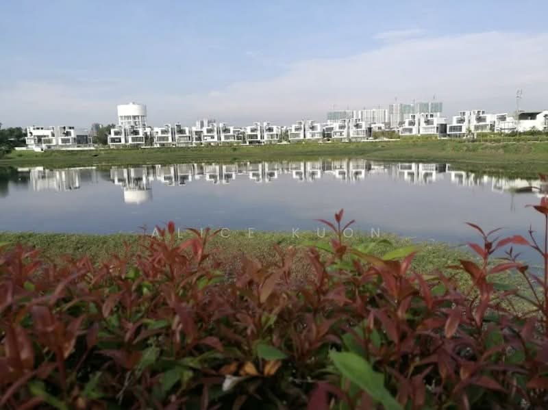 3-storey Terraced House for Sale in Taman Tasik Damai (Sungai Besi) - Alice Kuon - Exterior - PropertyGuru.com.my