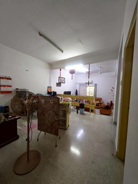 2-storey Terraced House for Sale in Taman Tasek (Johor Bahru) - Marcus Thye - Living Room - PropertyGuru.com.my