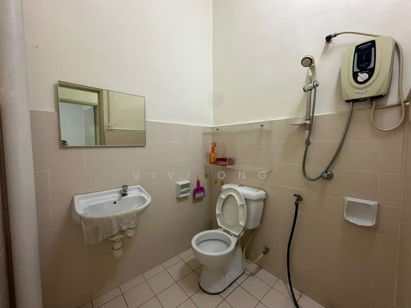 Rumah Teres 2 Tingkat untuk Disewa di Johor Bahru (Johor) - Vivi Ong - Bathroom - PropertyGuru.com.my